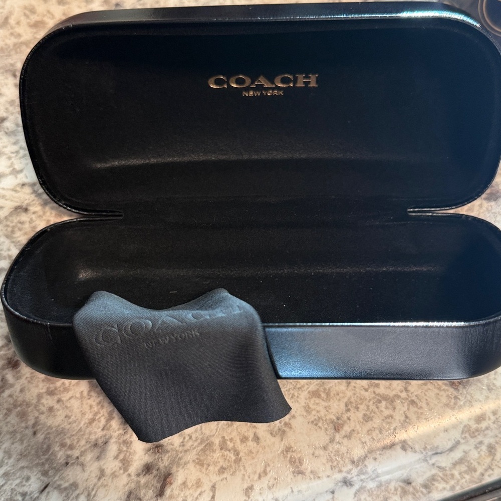 Used Coach black square Frame Sunglasses - Picture 8 of 8